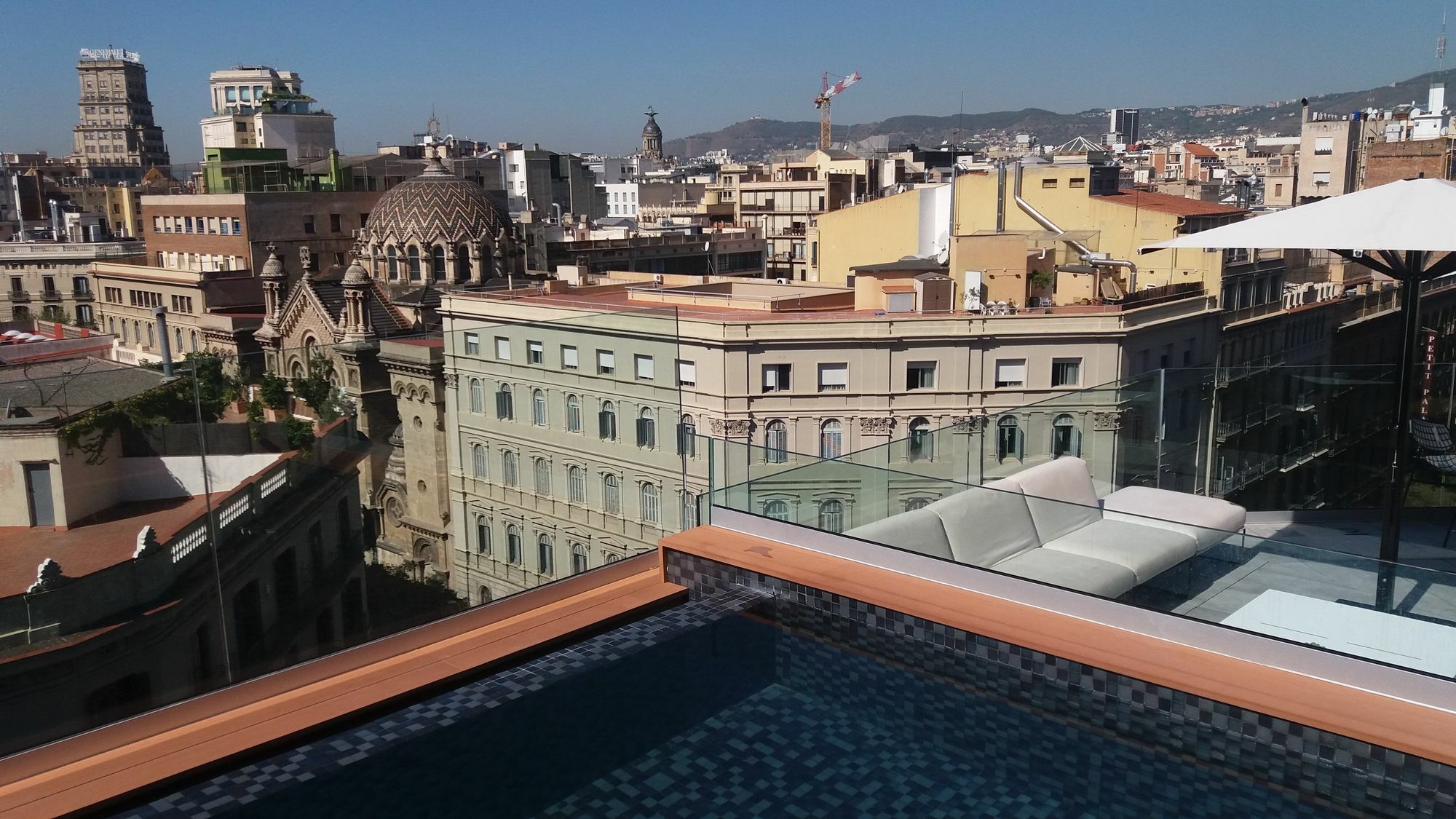 内格雷斯科公主4*苏普酒店 巴塞罗那 外观 照片